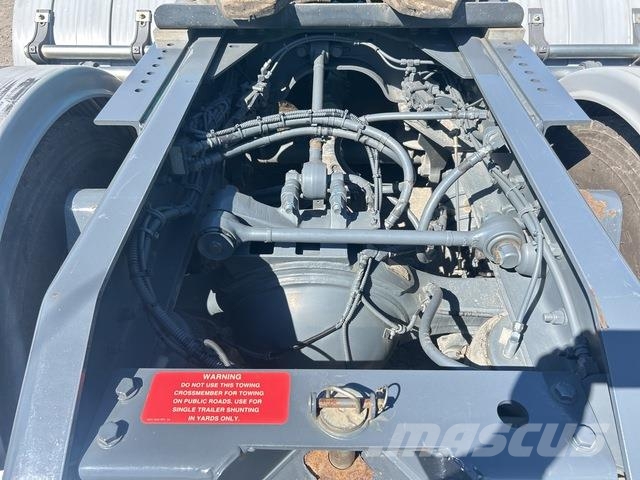 Kenworth T909 Vetopöytäautot