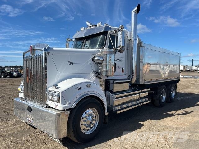 Kenworth T909 傾卸式卡車