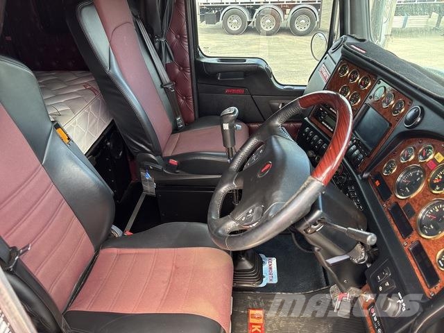Kenworth T909 Prime Movers