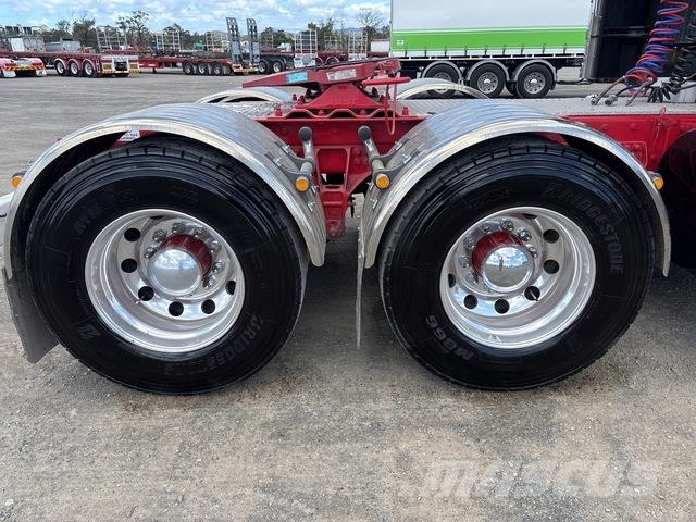 Kenworth T909 Prime Movers