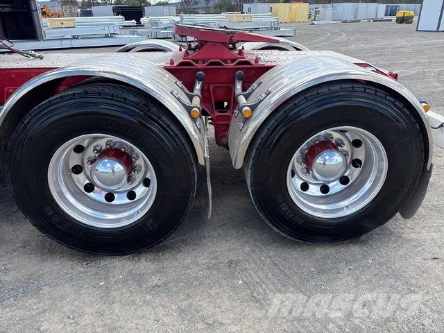 Kenworth T909 Prime Movers