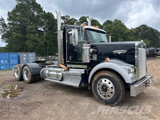 Kenworth W900 Vlačilci