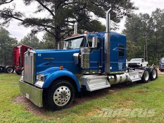 Kenworth W900 Sattelzugmaschinen
