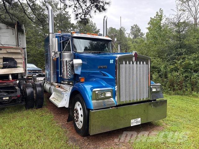 Kenworth W900 Sattelzugmaschinen