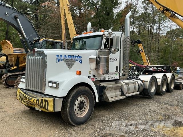 Kenworth W900 Trekkers