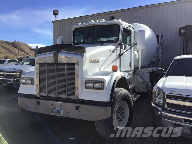 Kenworth W900B Други