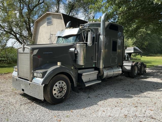 Kenworth W900L Sattelzugmaschinen
