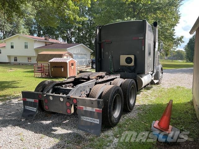 Kenworth W900L Sattelzugmaschinen