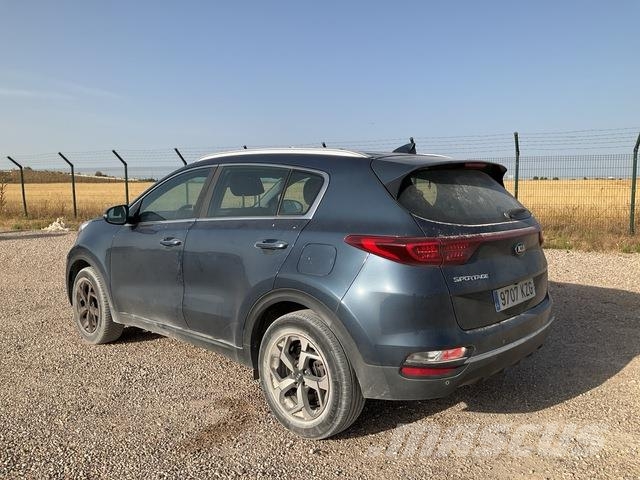 Kia Sportage Samochody osobowe