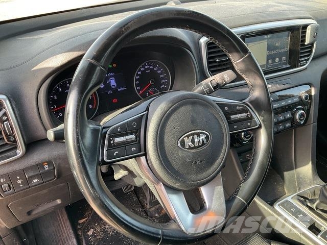 Kia Sportage Samochody osobowe