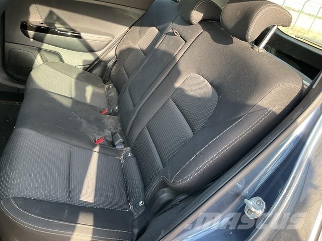 Kia Sportage Samochody osobowe