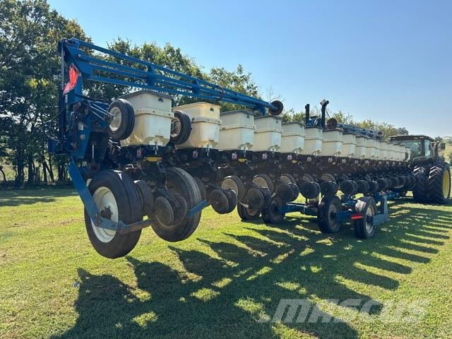 Kinze 3600 Planters