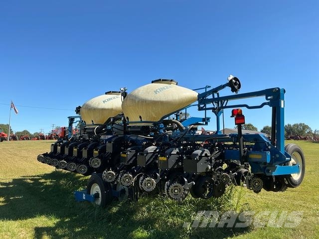 Kinze 3665 Sadiace stroje