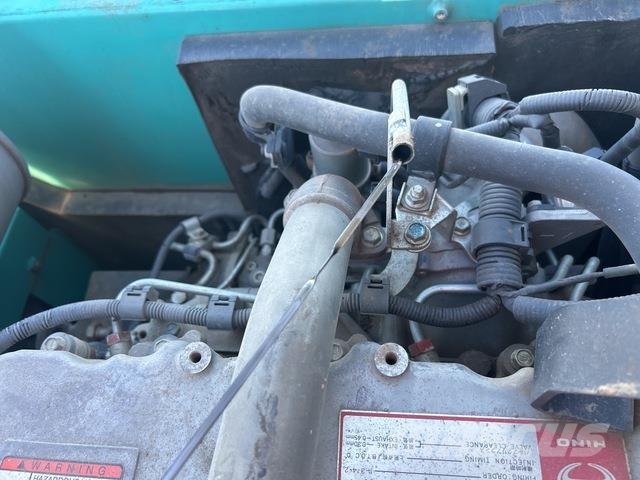 Kobelco SK200-8 Bageri guseničari