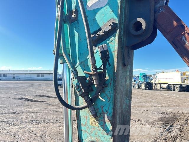 Kobelco SK200-8 Bageri guseničari