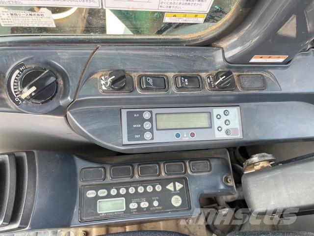 Kobelco SK200-8 대형 굴삭기 29톤 이상