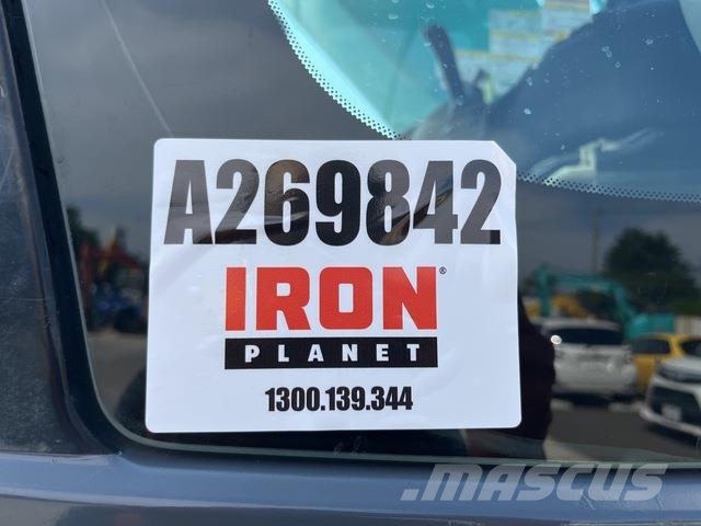 Kobelco SK200-8 대형 굴삭기 29톤 이상