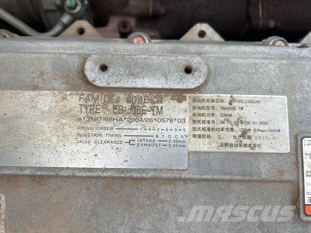 Kobelco SK330-8 履带挖掘机