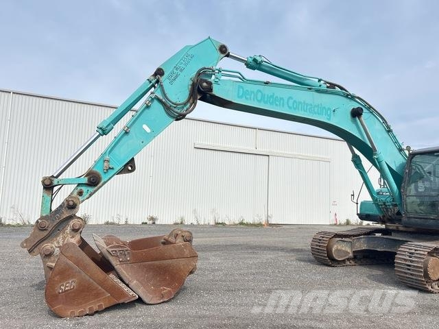 Kobelco SK330-8 履带挖掘机