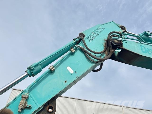 Kobelco SK330-8 履带挖掘机