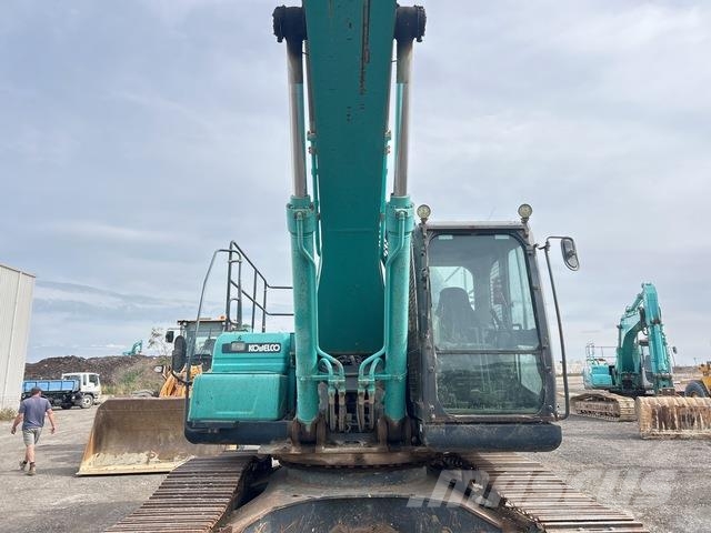 Kobelco SK330-8 履带挖掘机