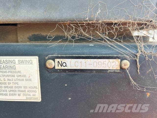 Kobelco SK330-8 履带挖掘机