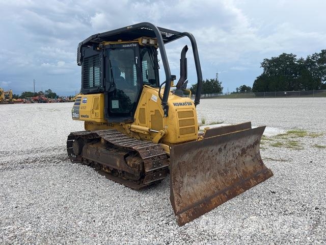 Komatsu D39PX-24 Vikšriniai buldozeriai