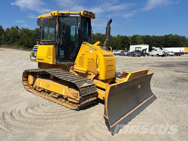 Komatsu D39PX-24 Rupsdozers