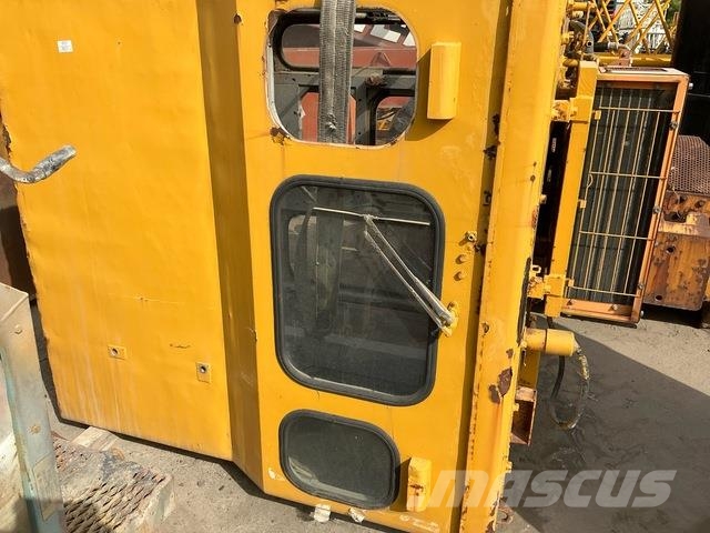 Komatsu D455A-1 Buldozer sobre oruga
