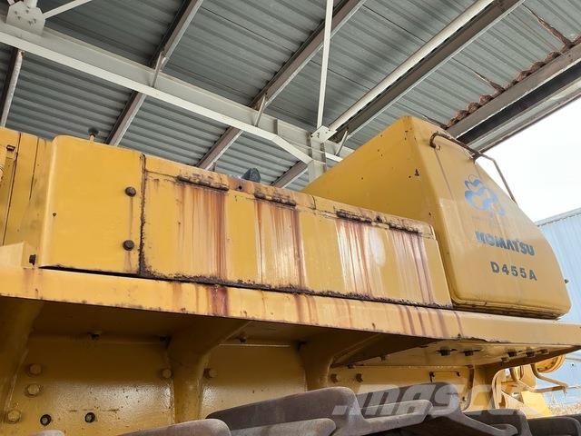 Komatsu D455A-1 Buldozer sobre oruga