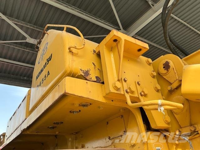 Komatsu D455A-1 Buldozer sobre oruga