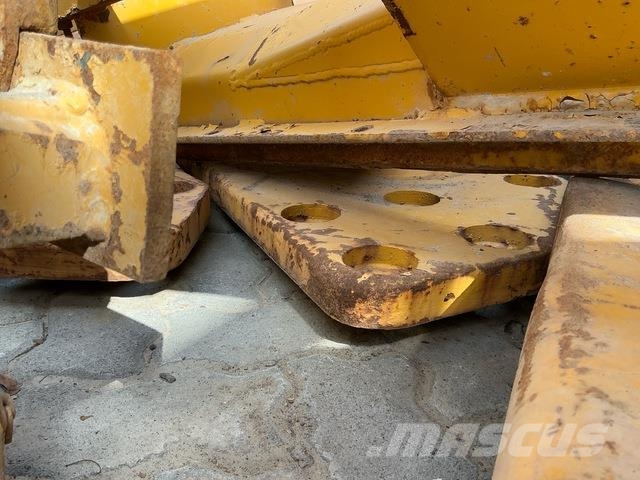 Komatsu D455A-1 Buldozer sobre oruga