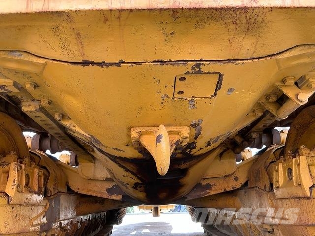 Komatsu D455A-1 Buldozer sobre oruga