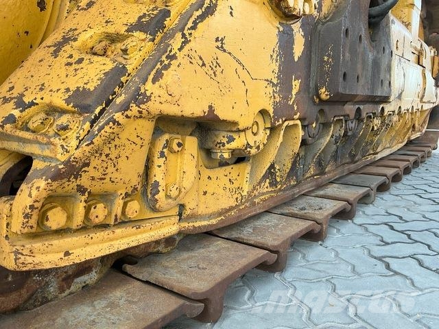 Komatsu D455A-1 Buldozer sobre oruga