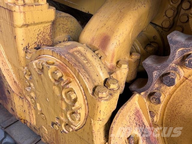 Komatsu D455A-1 Buldozer sobre oruga