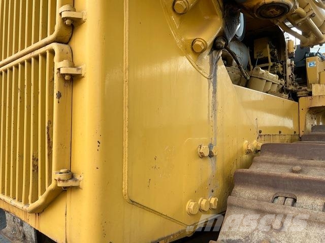 Komatsu D455A-1 Buldozer sobre oruga
