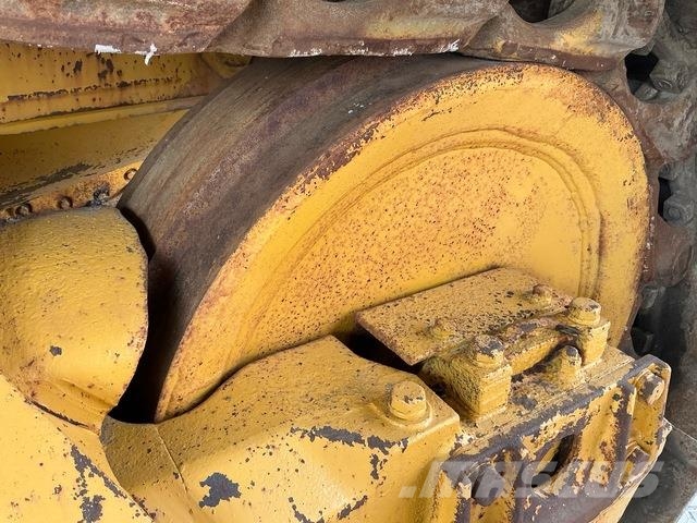 Komatsu D455A-1 Buldozer sobre oruga
