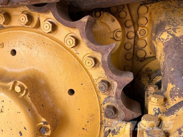 Komatsu D455A-1 Buldozer sobre oruga