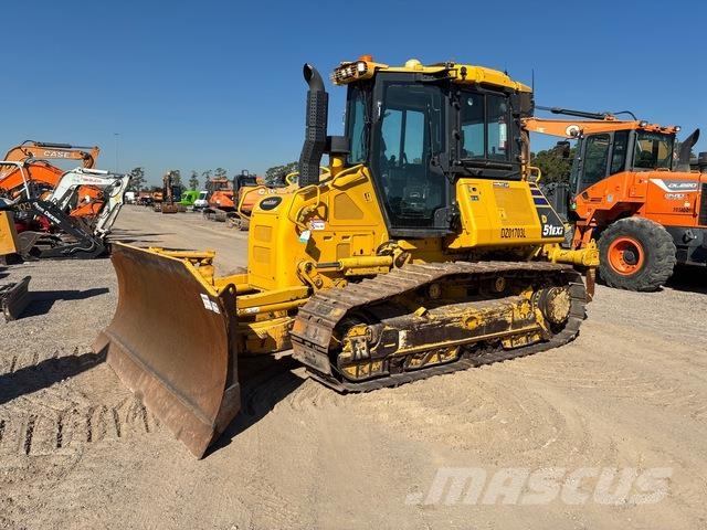 Komatsu D51EXI-24 크롤러 도저