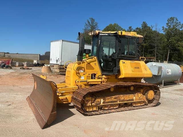 Komatsu D51PXI-24 Гусеничные бульдозеры