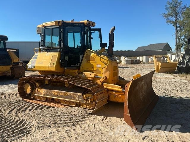 Komatsu D51PXI-24 Гусеничные бульдозеры