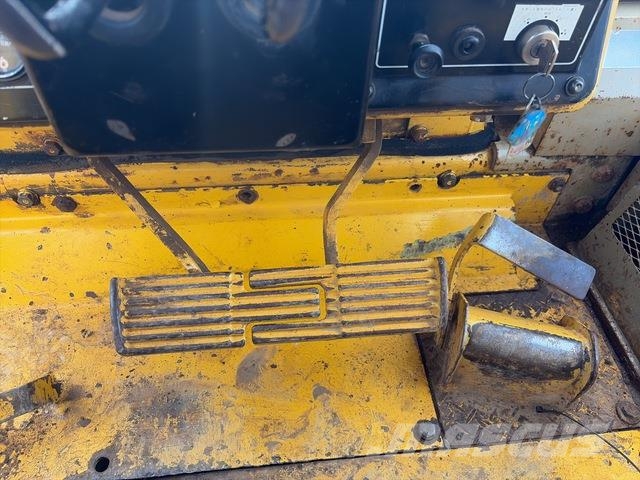 Komatsu D53P-18 Bouteurs sur chenilles