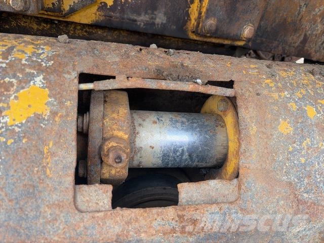 Komatsu D53P-18 Bouteurs sur chenilles