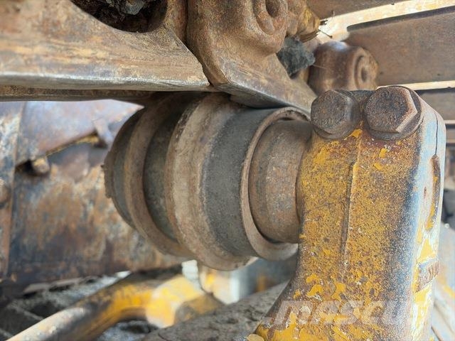 Komatsu D53P-18 Bouteurs sur chenilles
