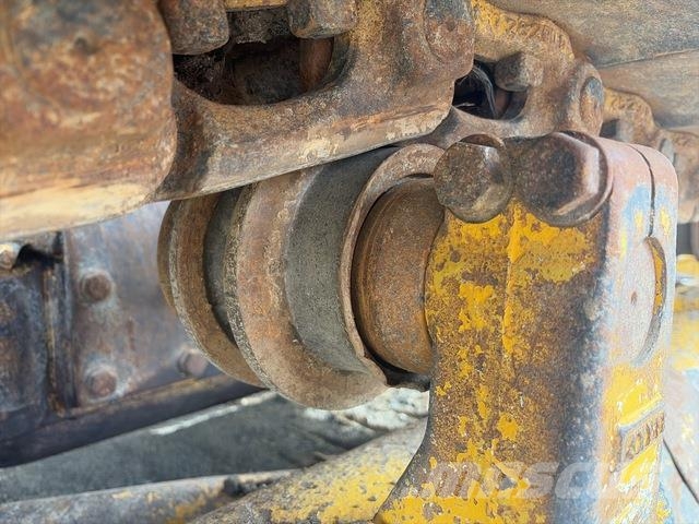 Komatsu D53P-18 Bouteurs sur chenilles