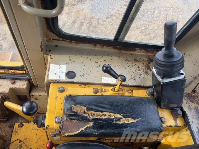 Komatsu D53P-18 Bouteurs sur chenilles