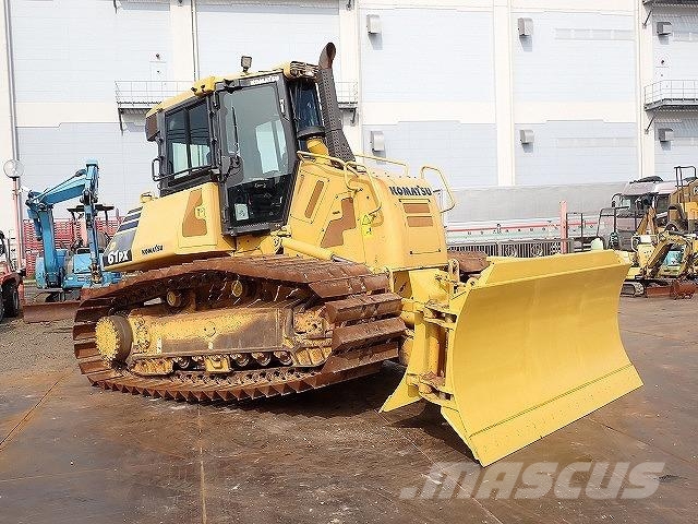 Komatsu D61PX-23 Buldožeri guseničari
