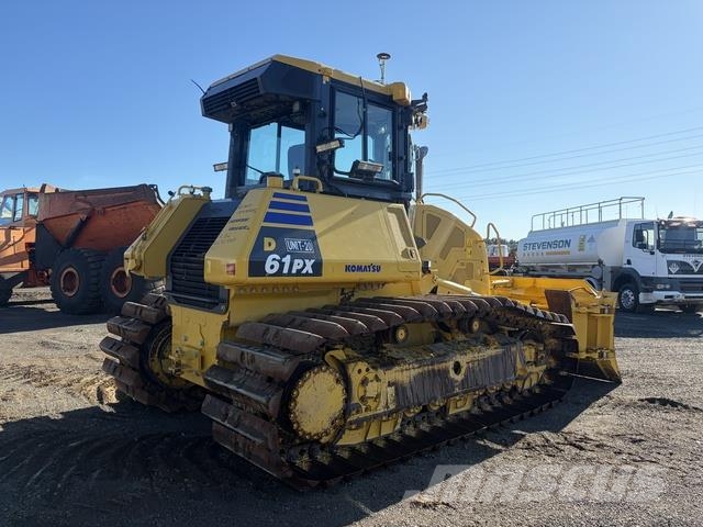 Komatsu D61PX-24 Buldooserid