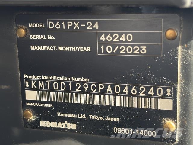 Komatsu D61PX-24 Buldooserid