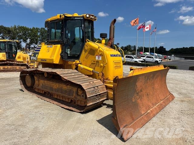 Komatsu D61PXI-24 Гусеничные бульдозеры